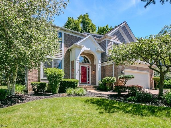 2345 Champion Trail , Twinsburg, OH 44087
