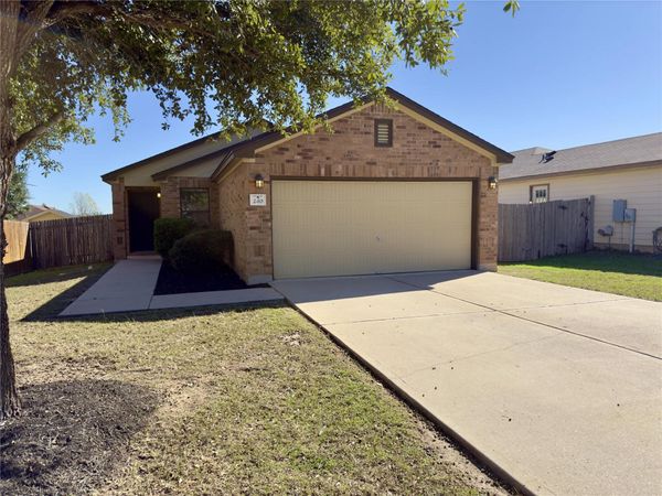 240 New Country RD , Kyle, TX 78640