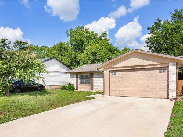 6601 Stonleigh PL , Austin, TX 78744