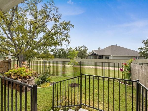 242 Krupp Ave , Liberty Hill, TX 78642