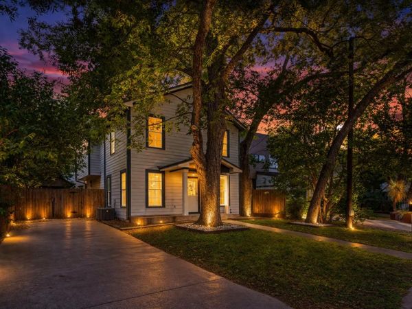 611 W Johanna ST, Austin, TX 78704