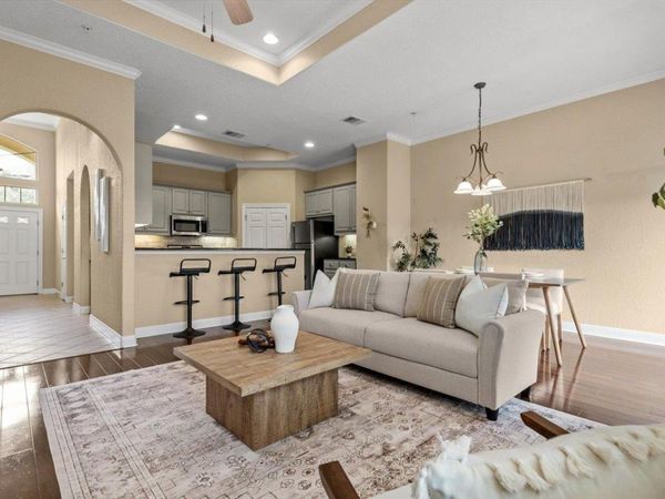 10300 Morado CV, Unit 904, Austin, TX 78759