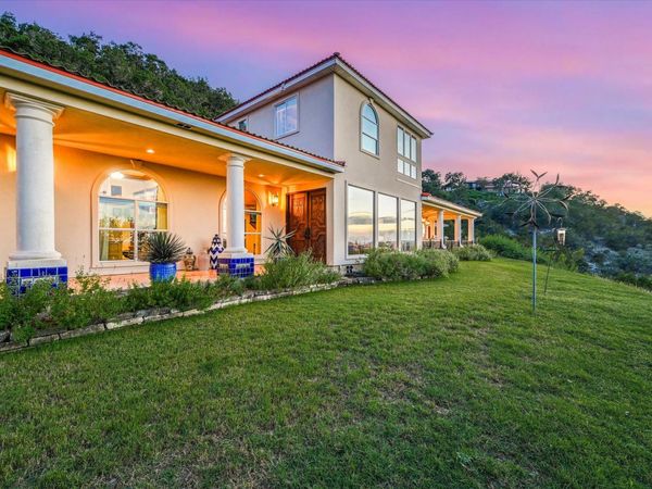501 Brinkley DR, Wimberley, TX 78676