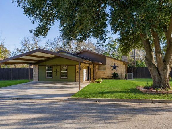 1603 Alcoa Ave, Rockdale, TX 76567