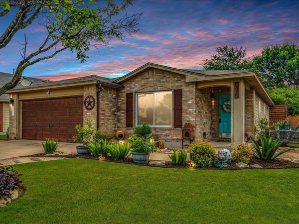 519 S Pauley DR , Hutto, TX 78634