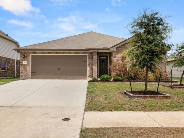 105 Saviano RD , Hutto, TX 78634