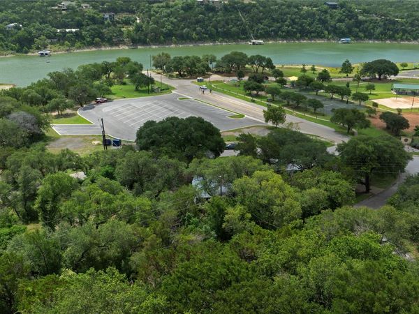 10612 Lakeside DR, Jonestown, TX 78645
