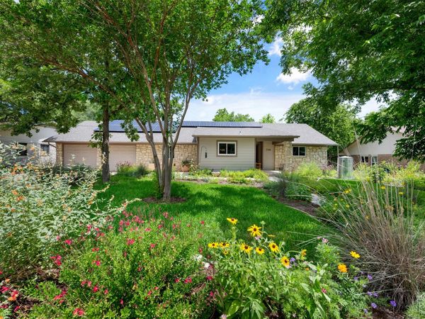 7218 S Brook DR , Austin, TX 78736