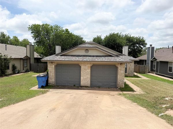 1915 Margalene WAY , Unit B, Austin, TX 78728