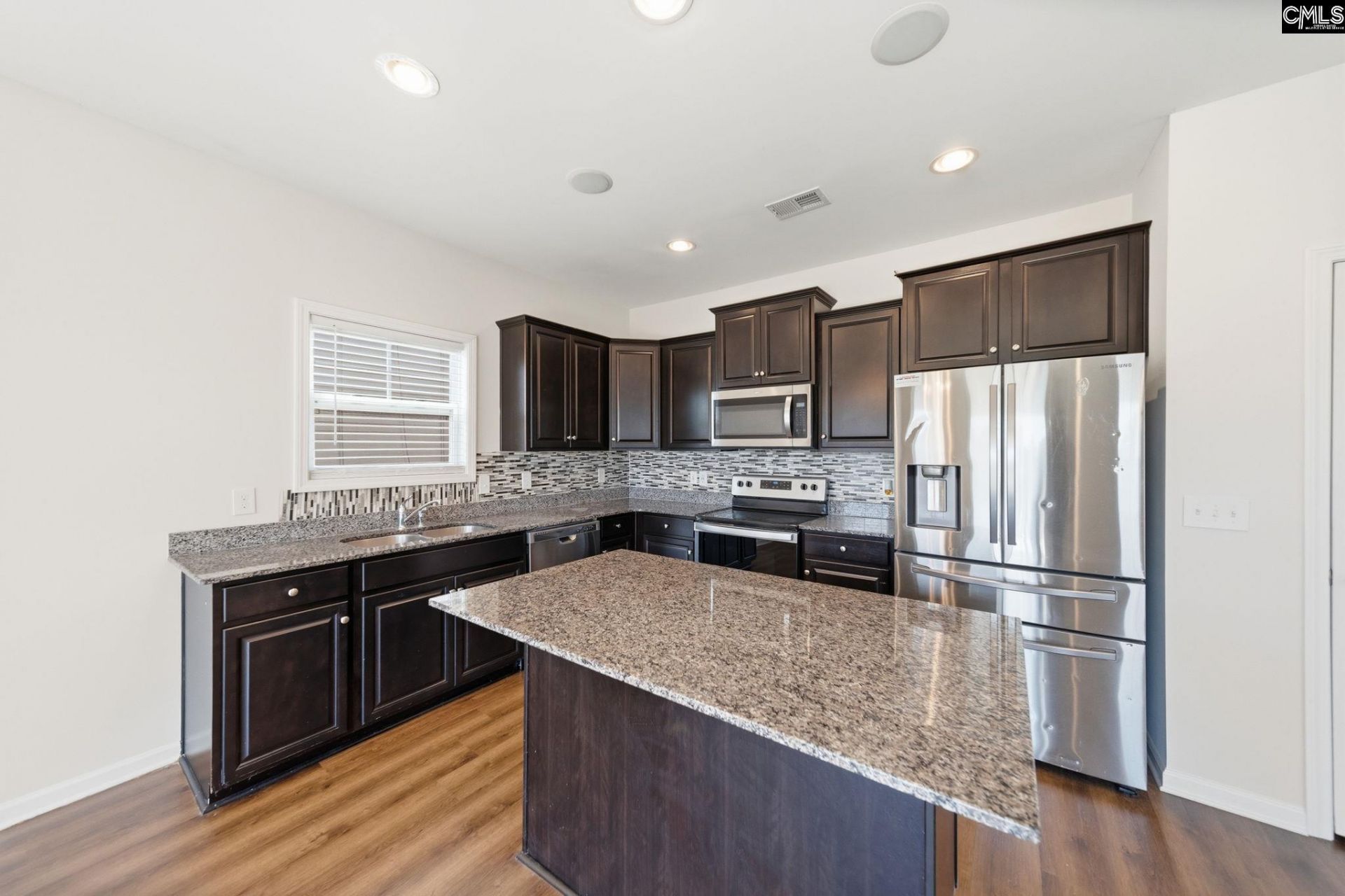 4112 Thimbleberry Drive  Photo 10