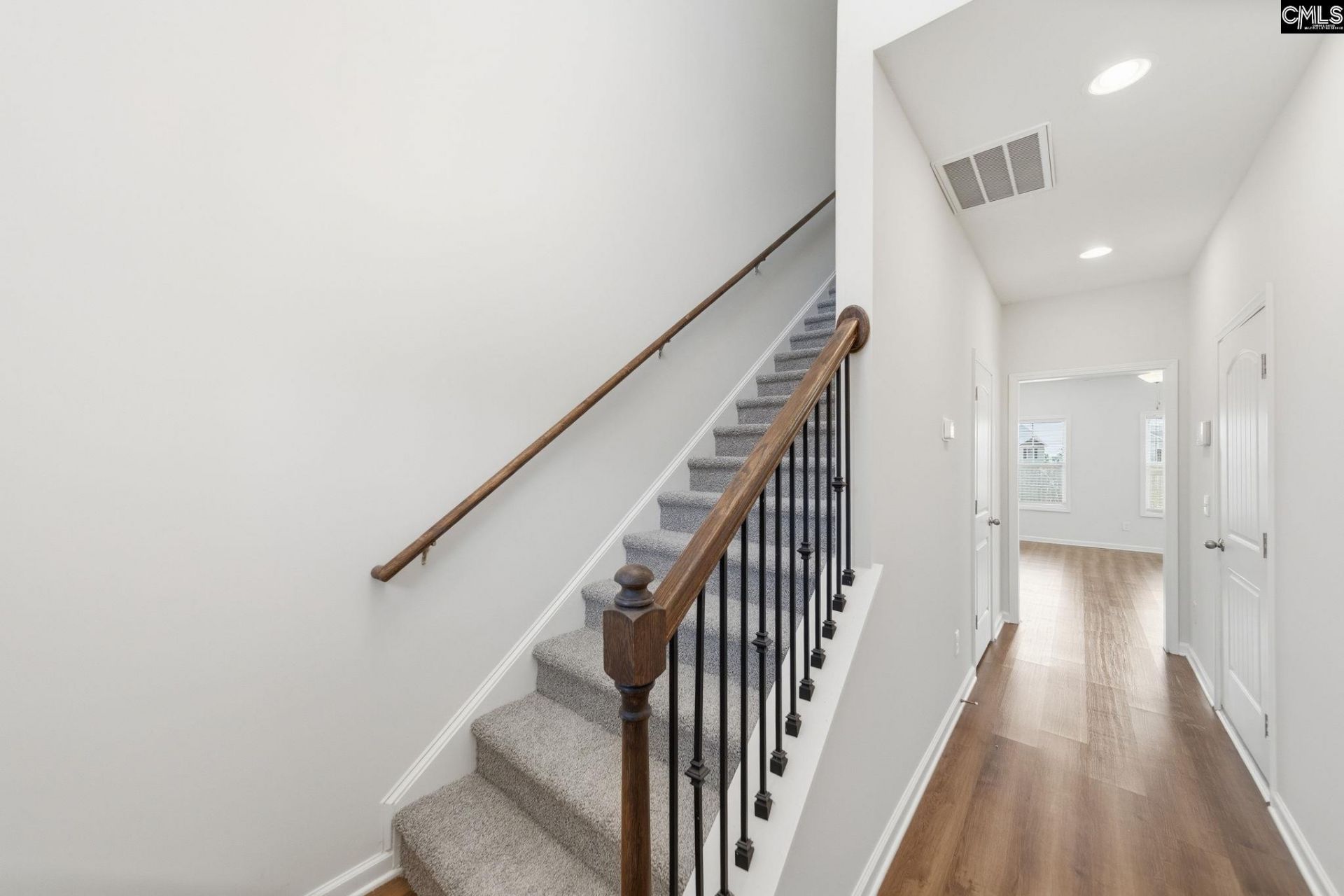 4112 Thimbleberry Drive  Photo 5