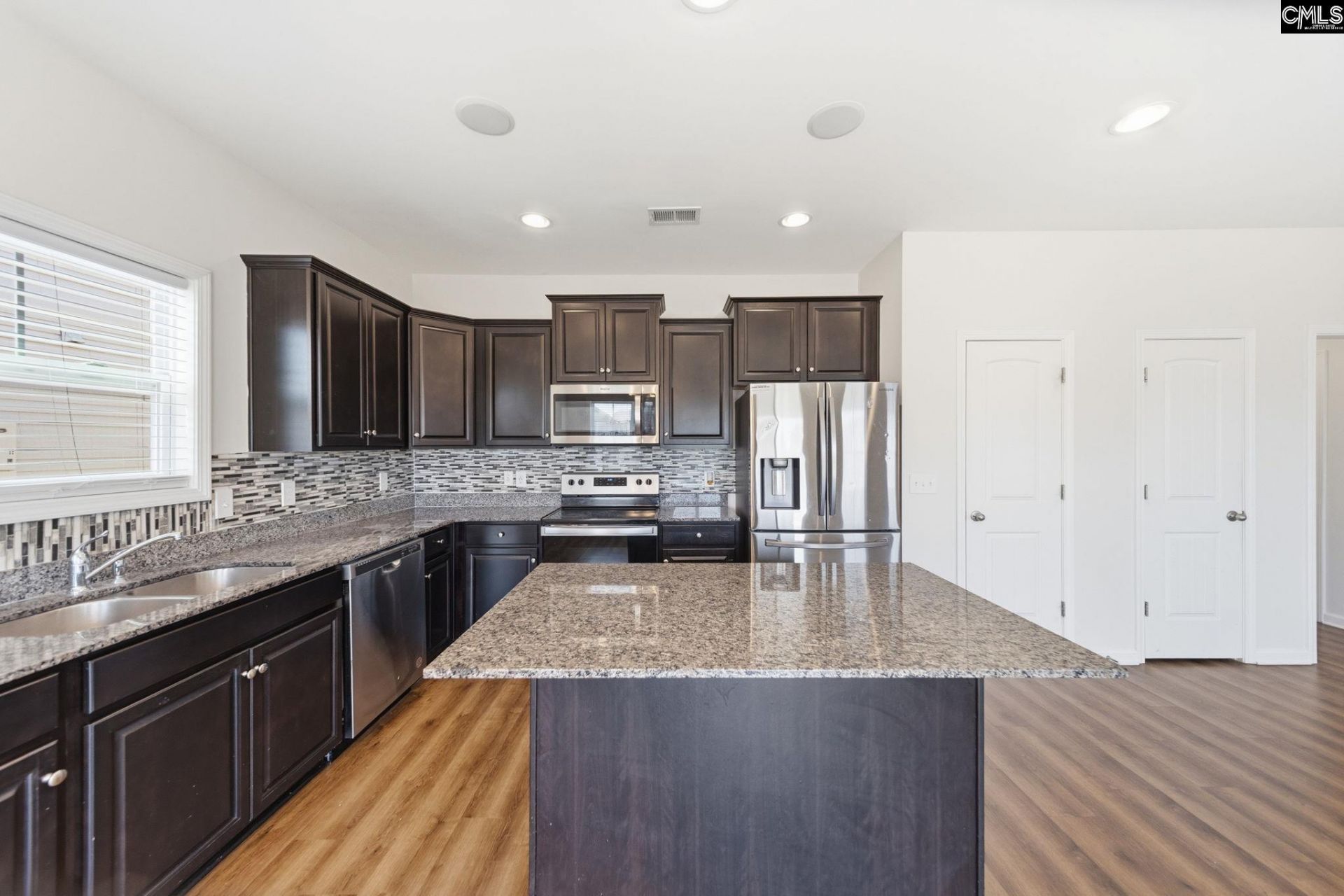4112 Thimbleberry Drive  Photo 9