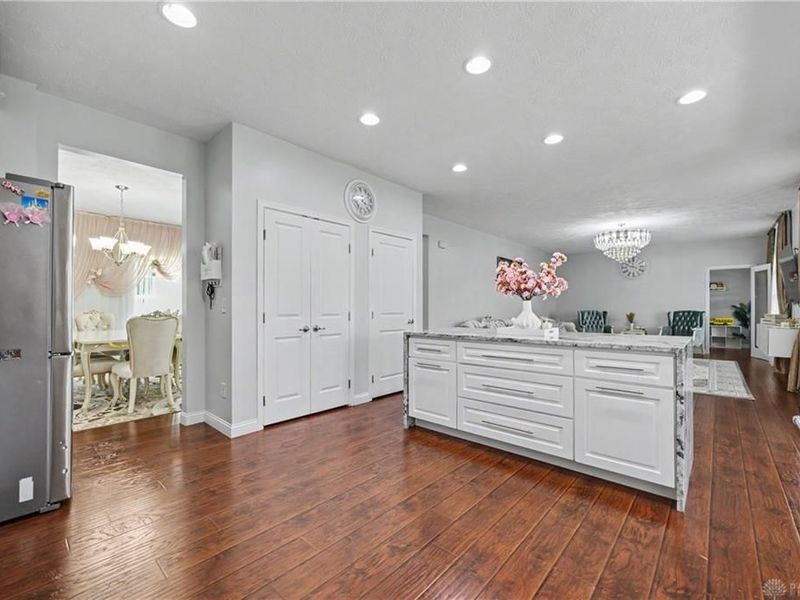 7122 Bluestream Drive, Tipp City, OH 45371 Photo 14