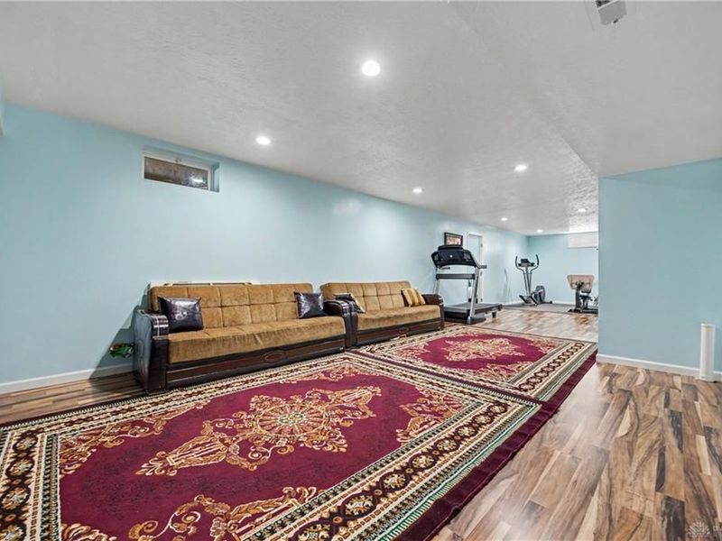 7122 Bluestream Drive, Tipp City, OH 45371 Photo 44