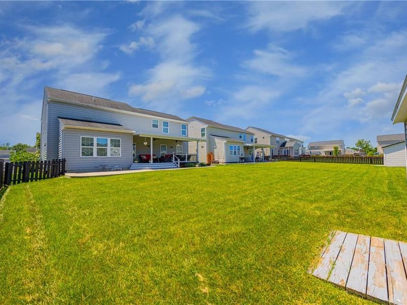 7122 Bluestream Drive, Tipp City, OH 45371 Photo 5