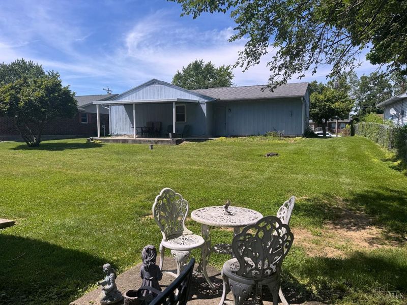 8543 Kingston Drive, Franklin, OH 45005 Photo 5