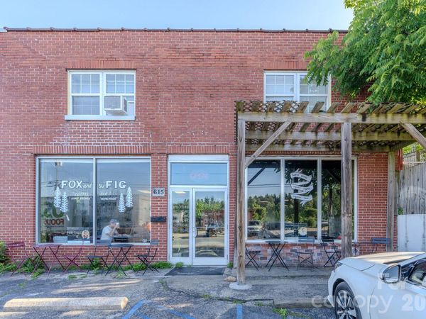 615 Oak Avenue, Spruce Pine, NC 28777