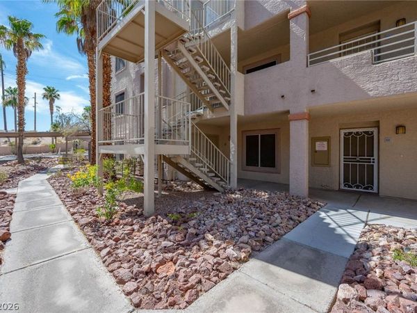 2076 Mesquite Lane , Unit 102, Laughlin, NV 89029