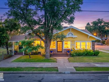 1929 A Street, Bakersfield, CA 93301