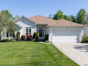 125 Blacksmith Drive , Amherst, NY 14051