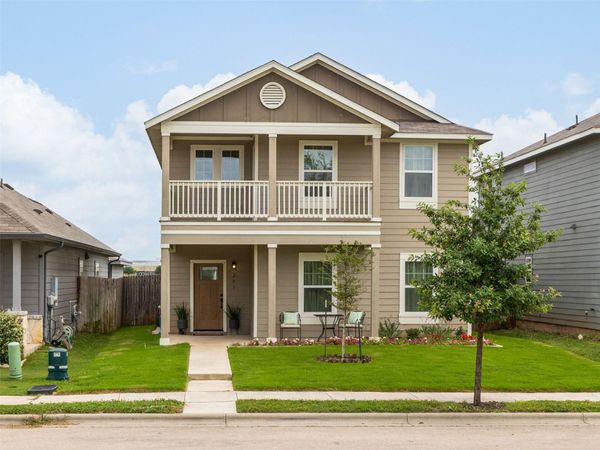 203 Combe DR , Hutto, TX 78634