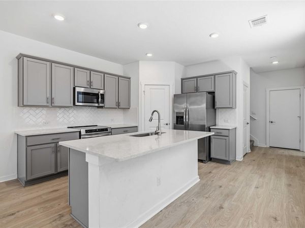 2305 Wallin Bradley DR, Round Rock, TX 78665