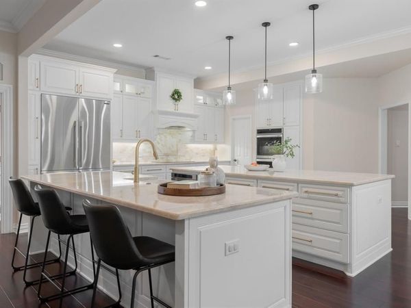 302 W Charlottesville Avenue, Colleyville, TX 76034