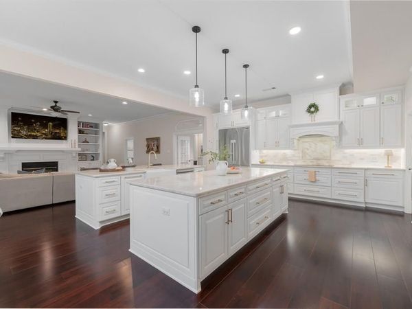 302 W Charlottesville Avenue, Colleyville, TX 76034