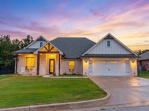 24058 Sun Ridge Road , Lindale, TX 75771