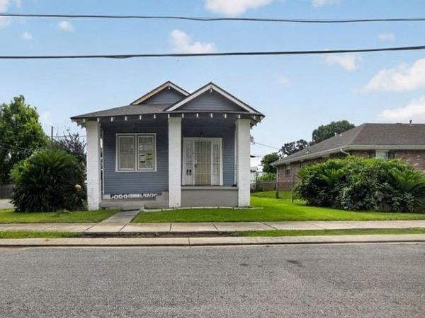 1900 EVERGREEN Avenue , New Orleans, LA 70114