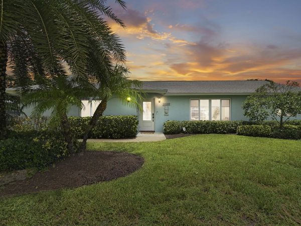 11249 Pine Valley Drive, Wellington, FL 33414