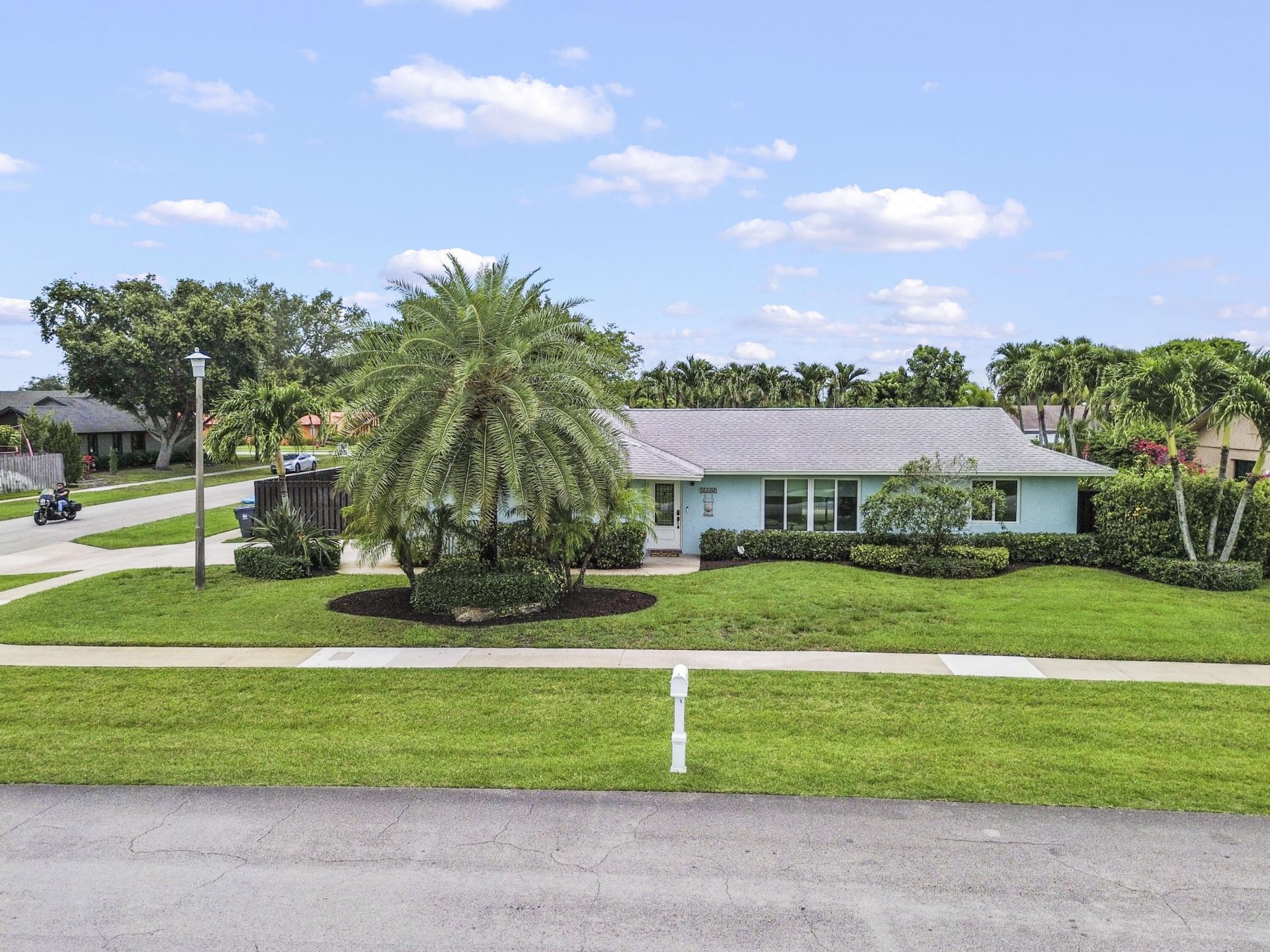 11249 Pine Valley Drive, Wellington, FL 33414 Photo