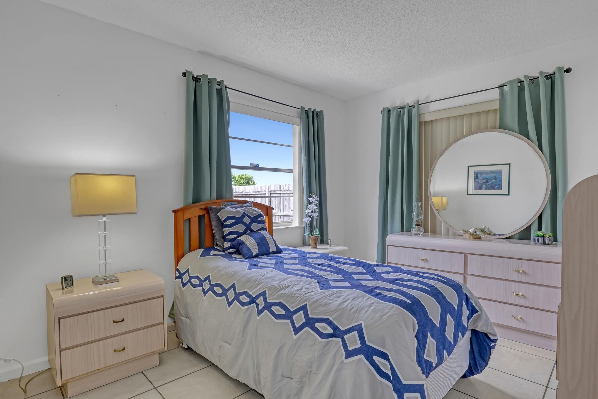 302 SW 8th Street, Boynton Beach, FL 33426 Photo
