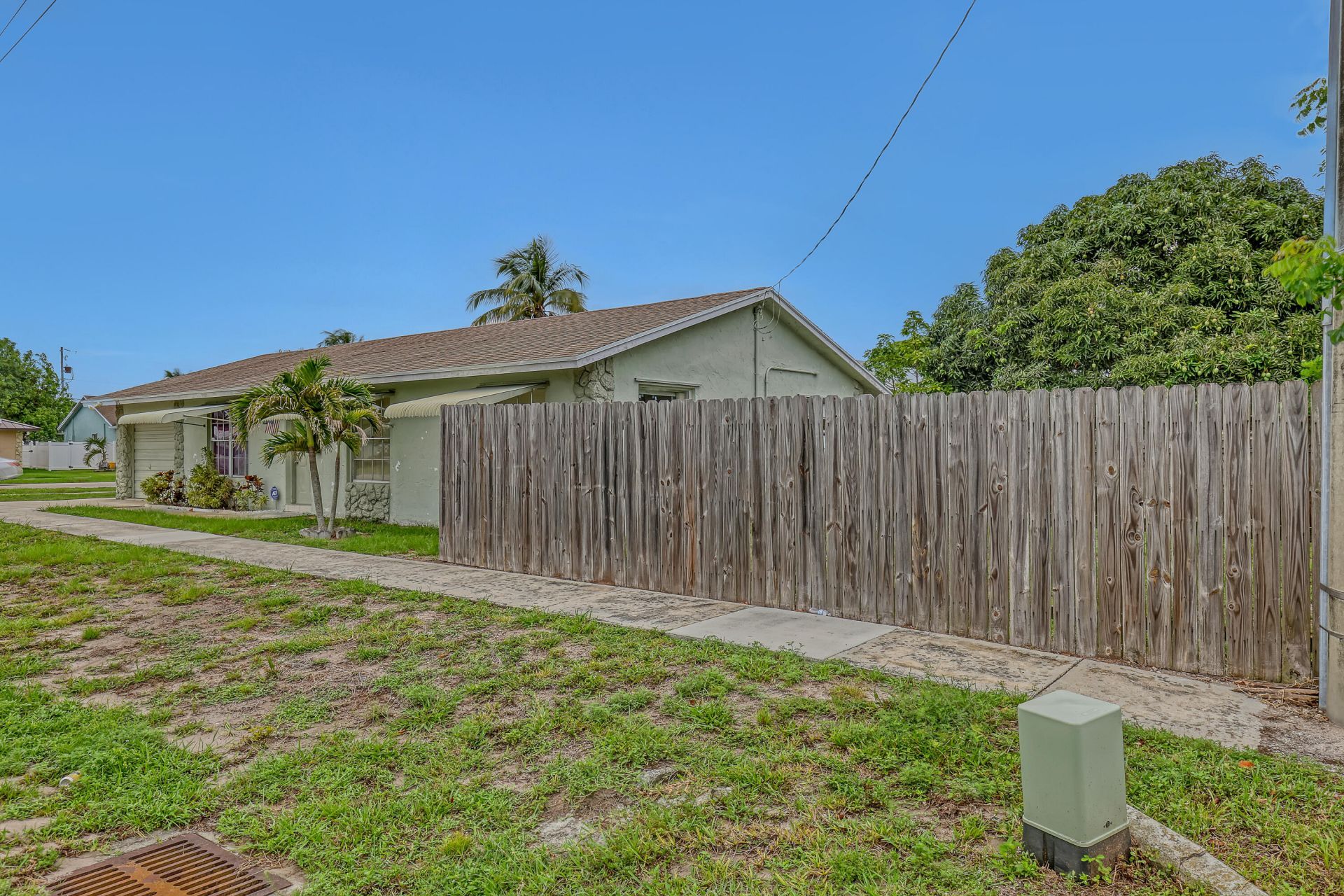 302 SW 8th Street, Boynton Beach, FL 33426 Photo