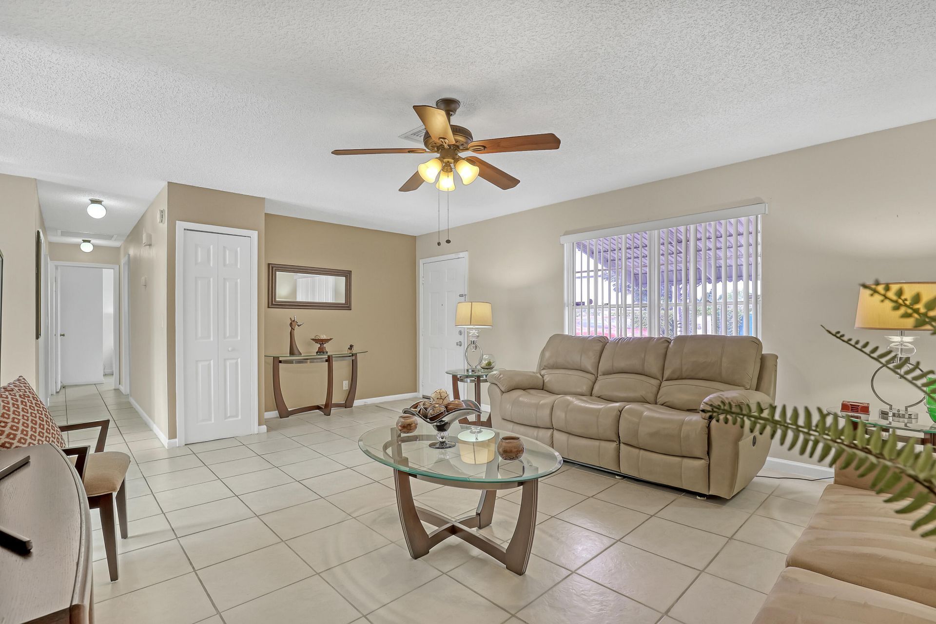 302 SW 8th Street, Boynton Beach, FL 33426 Photo