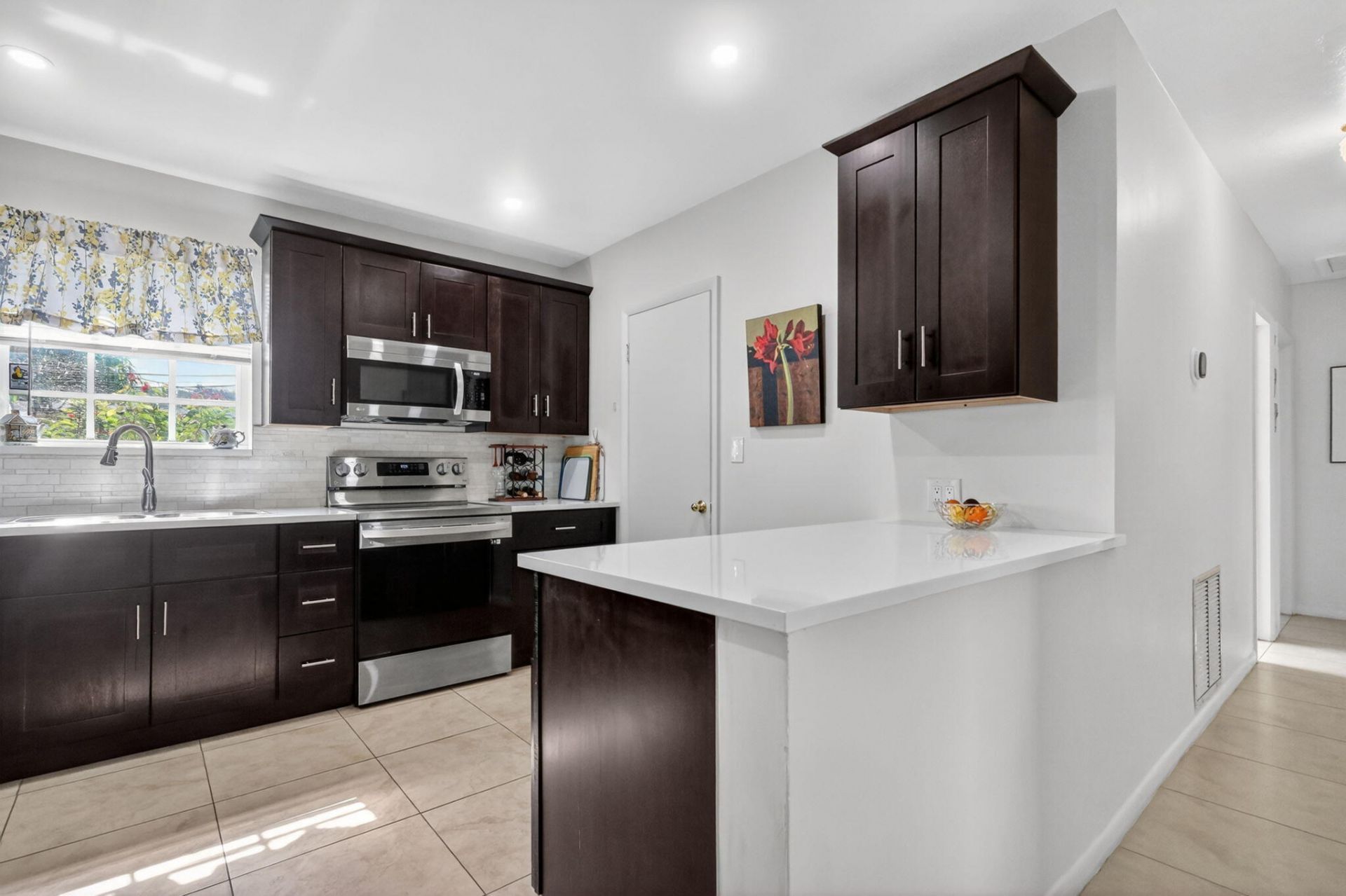 241 N 68th Terrace, Hollywood, FL 33024 Photo