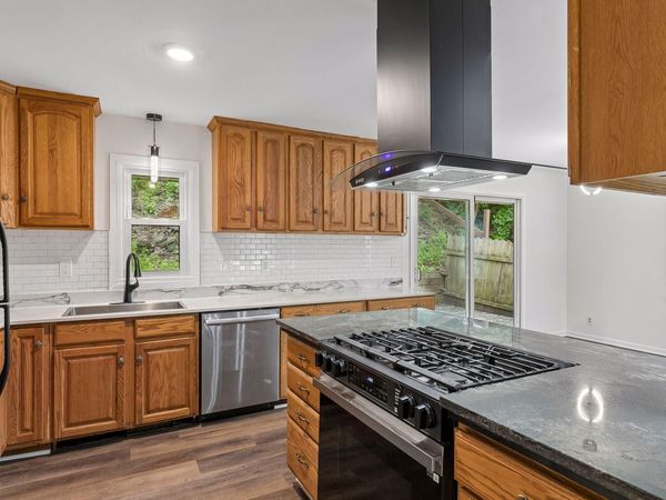 54 King Street W, Saint Paul, MN 55107