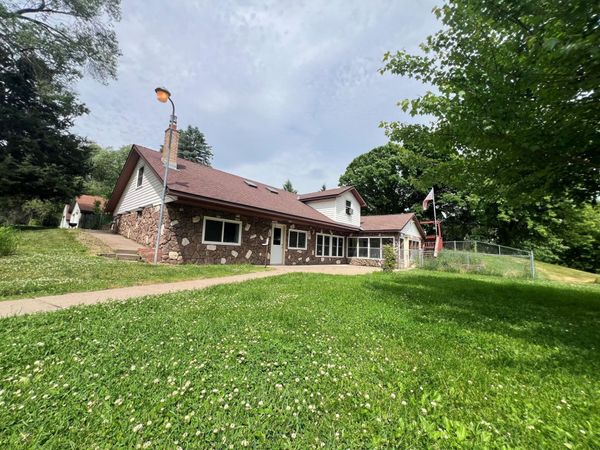 33455 Jackson Street NE, Cambridge, MN 55008