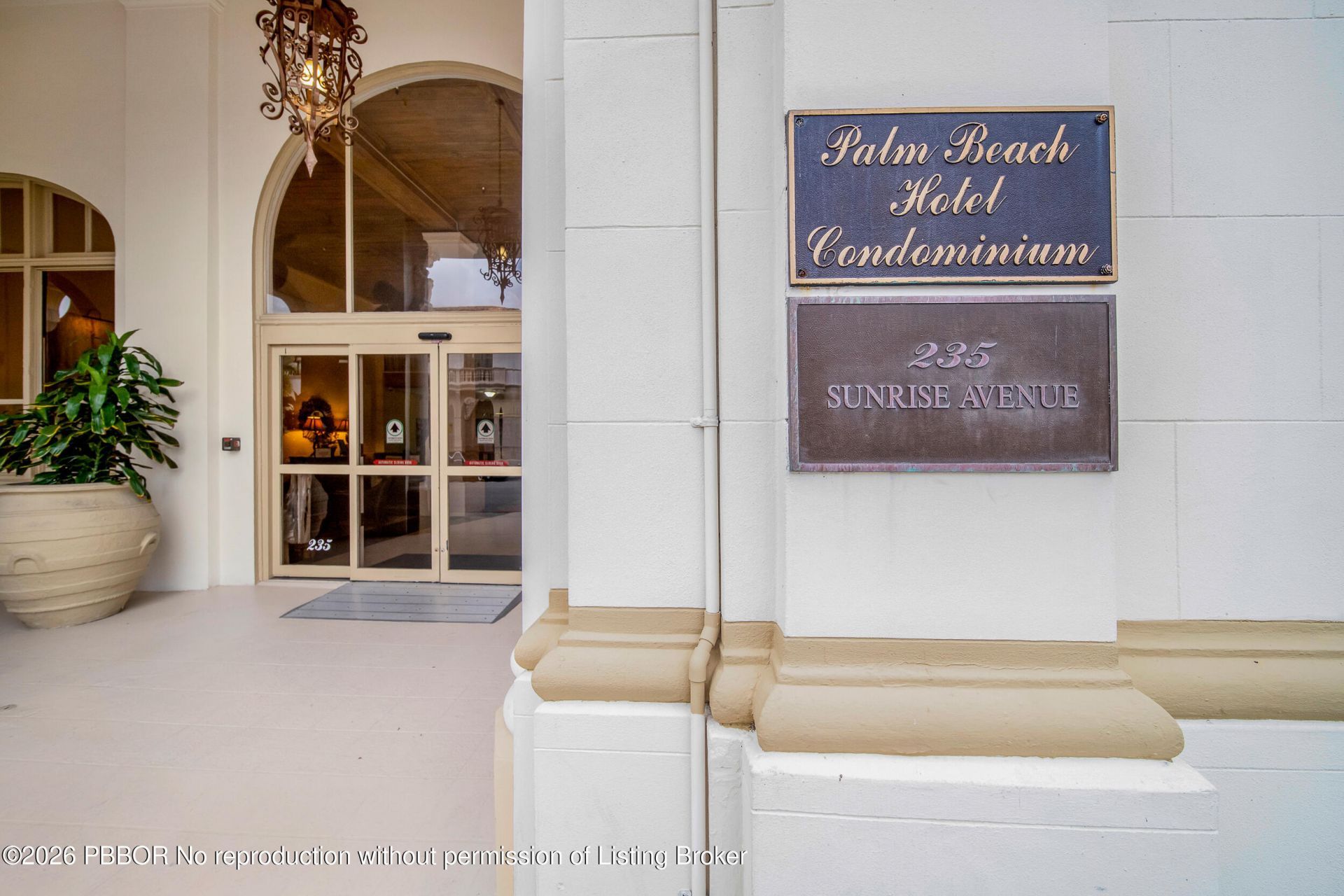 235 Sunrise Avenue, Unit 2242, Palm Beach, FL 33480 Photo