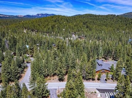 17308 Northwoods Boulevard, Truckee, CA 96161 Photo