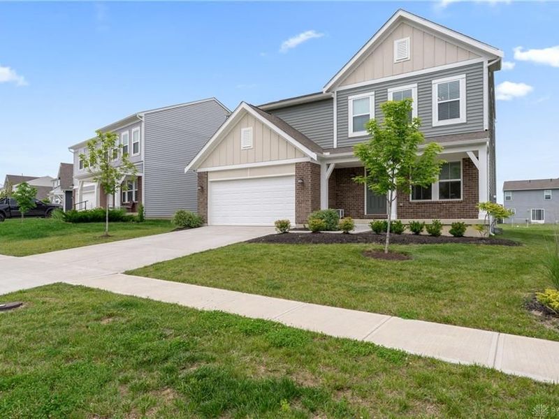 4255 Forestedge Street, Tipp City, OH 45371 Photo 2