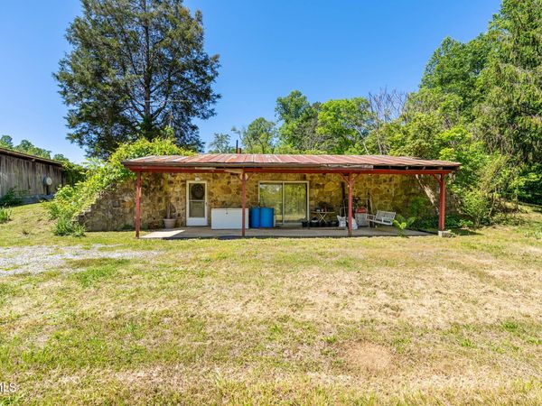 1050 Butcher Valley Road, Rogersville, TN 37857