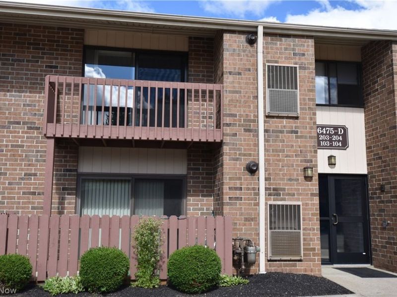 6475 Princeton Court, Unit 203, Parma Heights, OH 44130 Photo 1