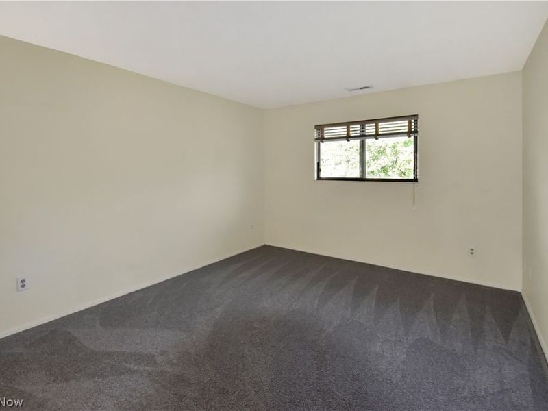 6475 Princeton Court, Unit 203, Parma Heights, OH 44130 Photo 13