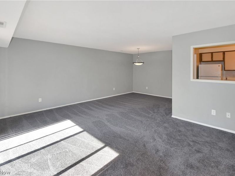 6475 Princeton Court, Unit 203, Parma Heights, OH 44130 Photo 5