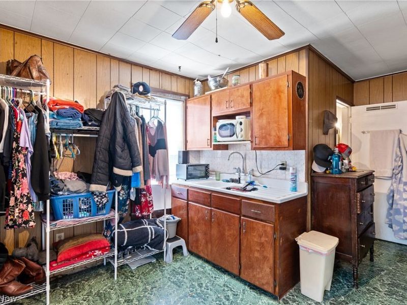 1517 Hammond Avenue SW, Canton, OH 44706 Photo 11