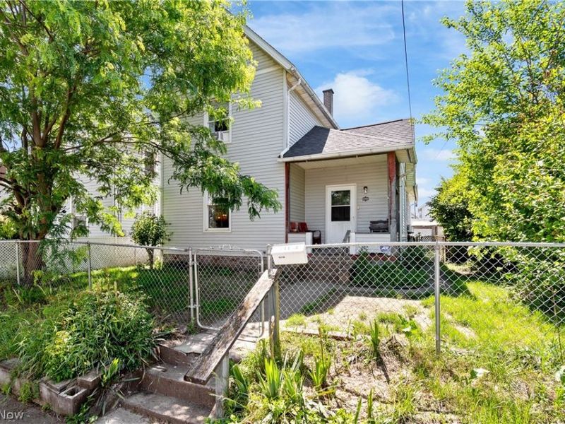 1517 Hammond Avenue SW, Canton, OH 44706 Photo 2