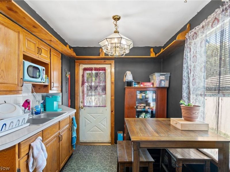 1517 Hammond Avenue SW, Canton, OH 44706 Photo 9