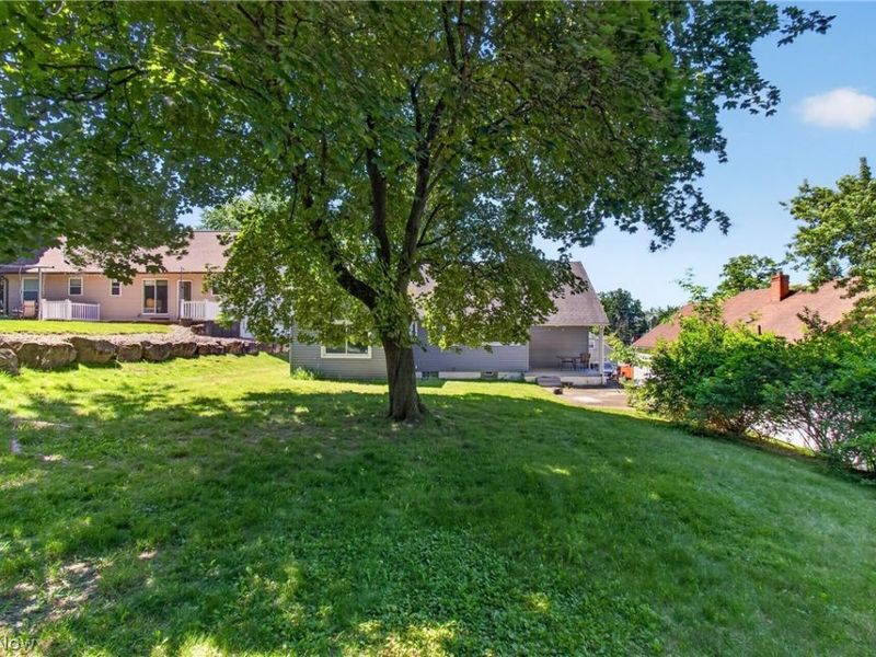 153 Far View Drive SW, North Canton, OH 44720 Photo 23