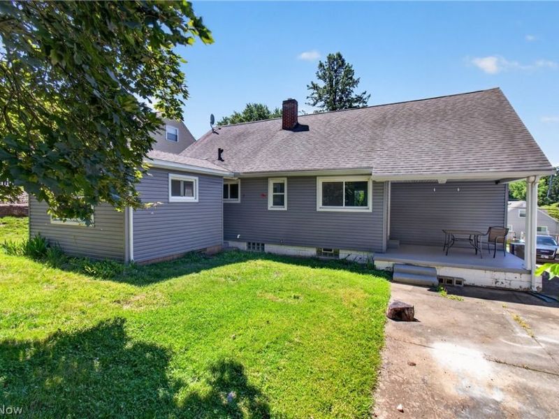 153 Far View Drive SW, North Canton, OH 44720 Photo 25